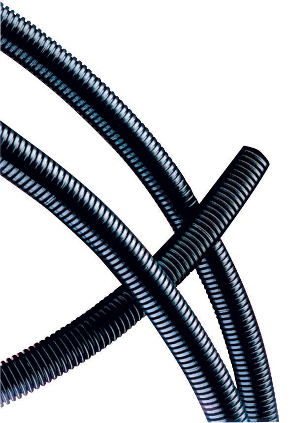 Gegolfde buis 25 mm. rol 75 m.